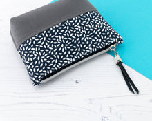 Load image into Gallery viewer, Cecily zipper pouch sewing tutorial sewing pattern