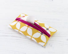 Load image into Gallery viewer, Keya tissue pouch PDF sewing tutorial sewing pattern