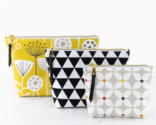 Load image into Gallery viewer, Verity zipped pouch PDF sewing tutorial sewing pattern