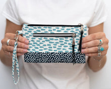 Load image into Gallery viewer, Ria wristlet pouch PDF sewing tutorial sewing pattern