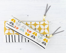 Load image into Gallery viewer, Athena pencil case sewing tutorial sewing pattern
