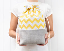 Load image into Gallery viewer, Pippa drawstring bag PDF sewing tutorial sewing pattern