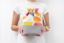 Load image into Gallery viewer, Pippa drawstring bag PDF sewing tutorial sewing pattern