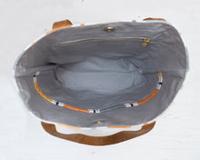 Load image into Gallery viewer, Freya strappy tote bag PDF sewing tutorial sewing pattern