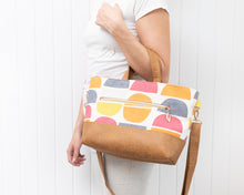 Load image into Gallery viewer, Eden zipped tote bag PDF sewing tutorial sewing pattern