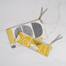 Load image into Gallery viewer, Tasnim Pencil Case Sewing Pattern PDF + Video Tutorial | Beginner Zipper Pouch  | 2 Sizes

