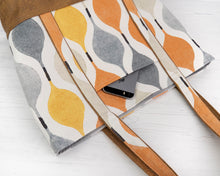 Load image into Gallery viewer, Freya strappy tote bag PDF sewing tutorial sewing pattern
